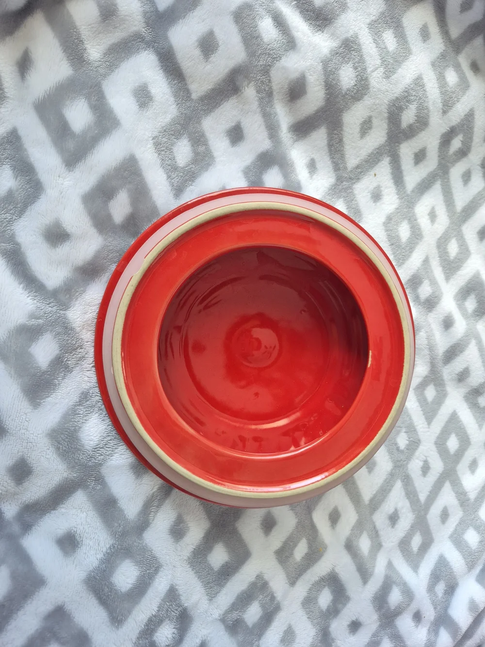 Le Creuset Red Stoneware Dog Food Jar - Cerise (Red)